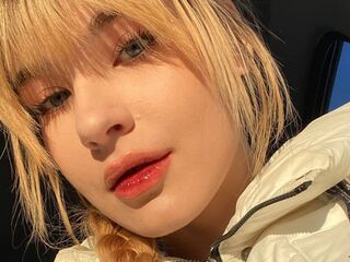 nude webcamgirl pic MarianaMeola