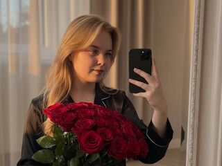 webcam pic MelissaMyla