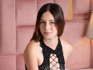 nude webcamgirl MellanieCollins
