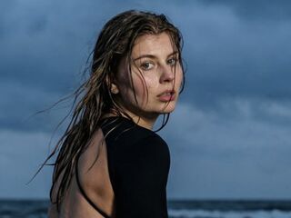 webcam pic MilaOlivers