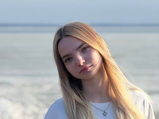 cam girl masturbating RaguelMetenosky