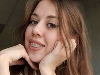 Kinky webcam SashaStaback
