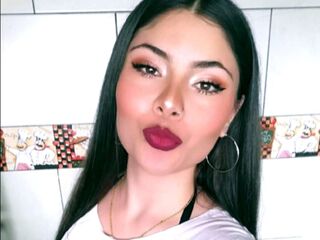 webcam girl ScarlettReven