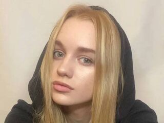camgirl fingering wet pussy SheridanSillavan