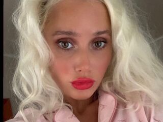 sexy webcamgirl pic ShiraMitman