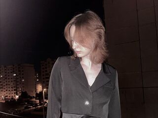 live cam girl gallery ShirleenWiens