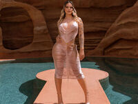 camgirl chat room TinaMercier