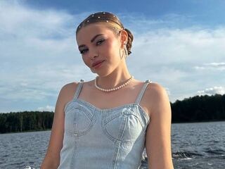 camwhore masturbating ValeriaLudewig