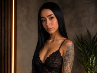 naked camgirl photo VictoryStone