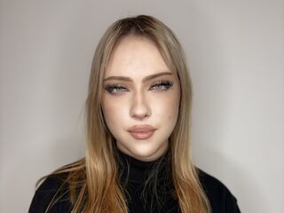 show live VirgieJanosek