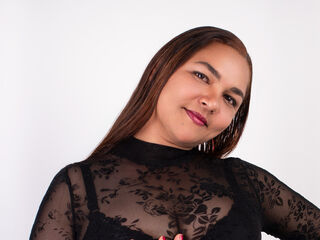 hot cam girl fingering VivianMoreau